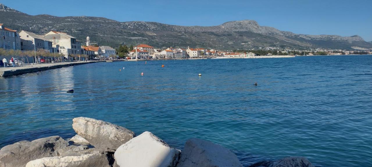 Apartman Ll S Pogledom I Izmedu Splita I Trogira Su Kastela Dalmacija Hrvatska Buitenkant foto